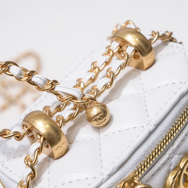 シャネルバッグ素材ディテール